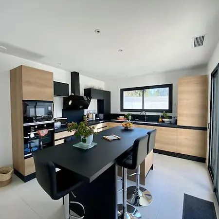 D'architecte A 400m De La Villa