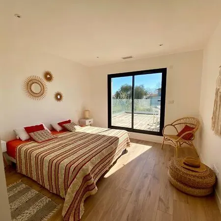 Villa D'architecte A 400m De La Agde