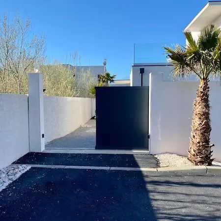 D'architecte A 400m De La *