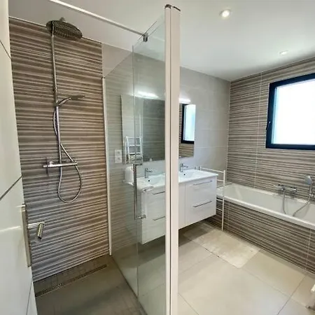 Villa D'architecte A 400m De La Agde