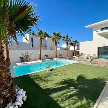D'architecte A 400m De La Villa *